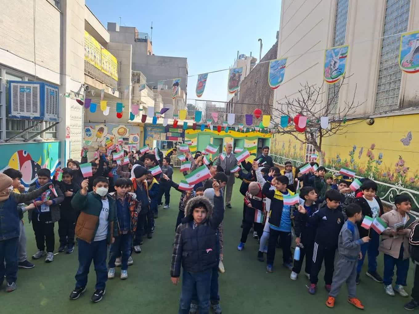 بزرگداشت ایام ا... دهه فجر